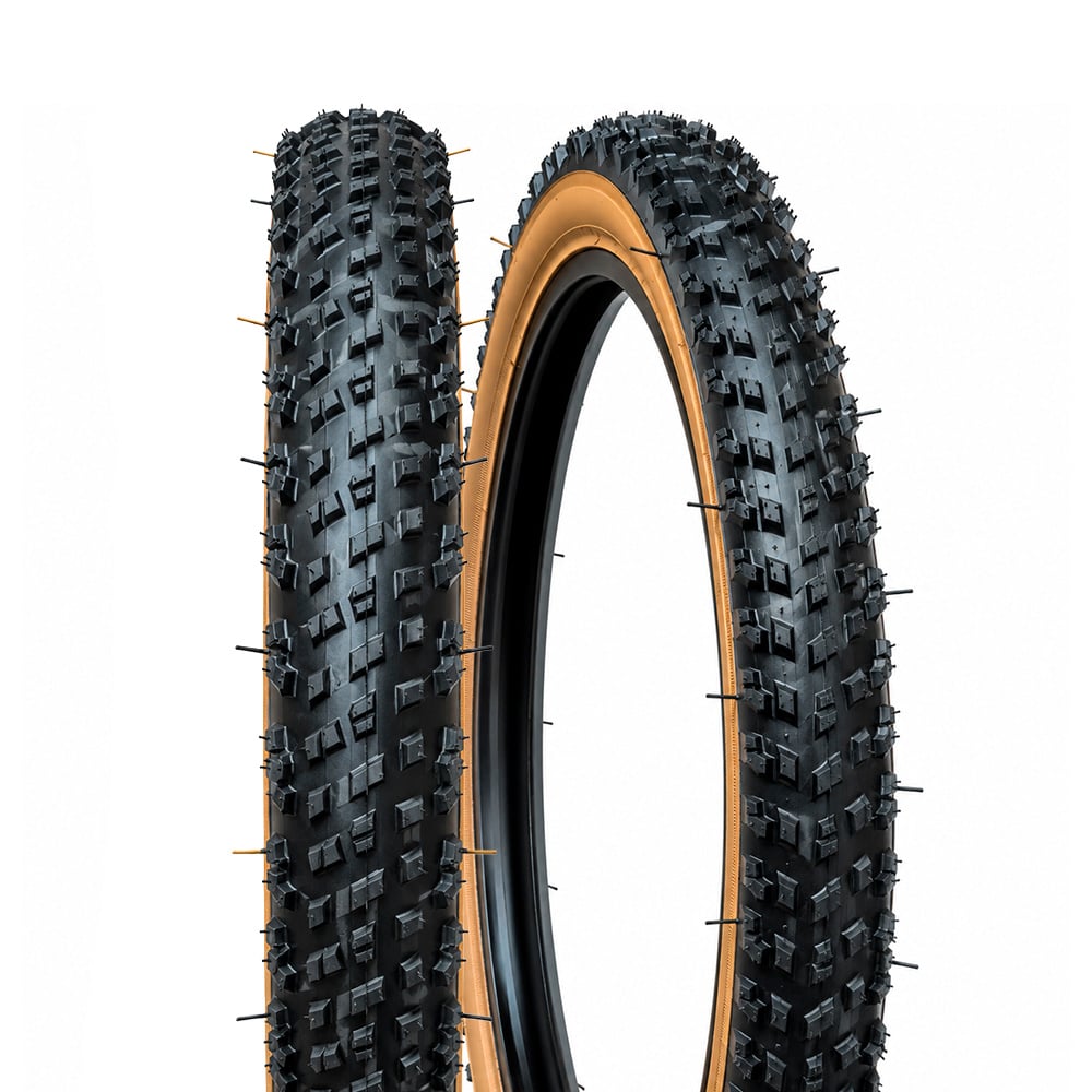 Pneu 700 x 38c gravel preto com faixa marrom